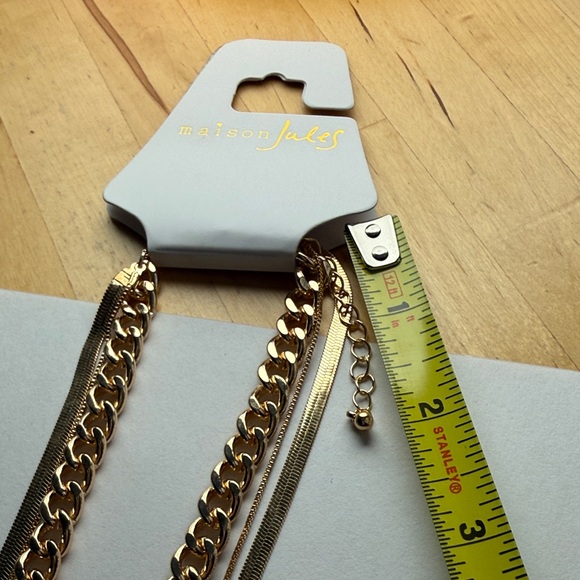 Elegant Gold Tone Layered with Heart Pendant Necklace - Picture 8 of 8